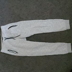 Brooklyn cloth, medium, and white